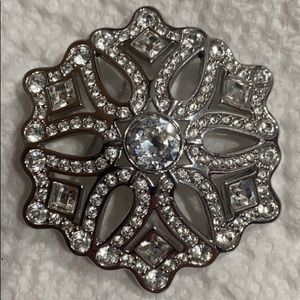 Swarovski brooch. Collectors item ‘Snowflake 2001’